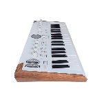 Сценическая клавиатура 230721 Arturia AstroLab 37 White Astrolab White 37 клавиш, полувзвешенная механика, 10 звуковых движков, вокодер, 10 кнопок пресетов, 4 макрорегулятора, MIDI-вход, USB-C и USB-A; аудио Bluetooth; WiFi, цвет белый, фото9