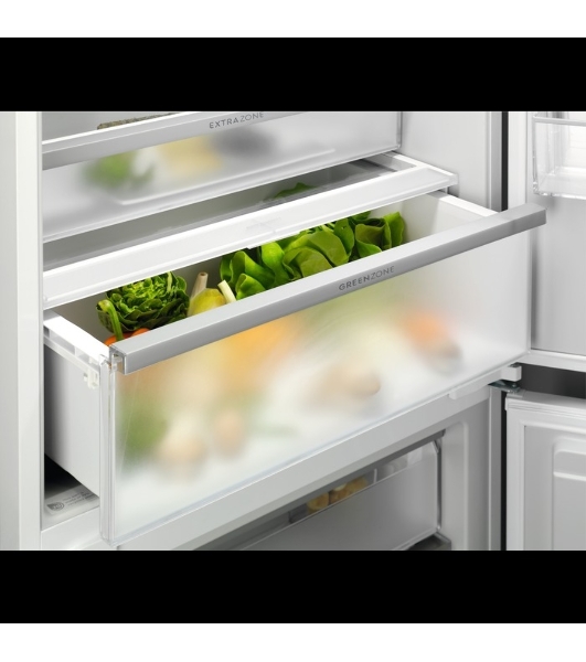 Встраиваемый холодильник Electrolux ENP7TD75S, комбинированный No Frost, Размеры ВxШxГ [мм]: 1884x696x549, сенсорное управление с символьным дисплеем, Динамическая система охлаждения в холодильной камере, система охлаждения в морозильной камере - No Frost, крепление дверцы на направляющих, A++ класс энергопотребления, Большой ящик на телескопических направляющих, MultiSpace, Flexi shelf, Инверторный компрессор