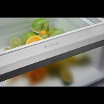 Встраиваемый холодильник Electrolux ENP7TD75S, комбинированный No Frost, Размеры ВxШxГ [мм]: 1884x696x549, сенсорное управление с символьным дисплеем, Динамическая система охлаждения в холодильной камере, система охлаждения в морозильной камере - No Frost, крепление дверцы на направляющих, A++ класс энергопотребления, Большой ящик на телескопических направляющих, MultiSpace, Flexi shelf, Инверторный компрессор, фото5