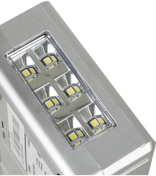 Радиоприемник портативный Hyundai H-PSR160 серебристый USB microSD