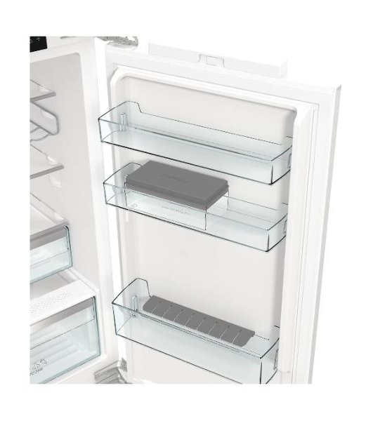 Встраиваемый холодильник Gorenje NRKI517E82WF, полезный объем 244 л, электронное управление, цифровой дисплей, автоматическое размораживание No Frost, быстрое замораживание, интенсивное охлаждение, зона свежести с контролем влажности, инверторный компрессор, энергоэффективность А+