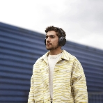 Беспроводные/проводные наушники Sennheiser Momentum 4 Wireless черный, полноразмерные, Bluetooth + Jack 3.5 мм, активное шумоподавление, до 60 ч, фото3
