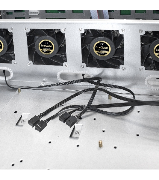 Серверный корпус ExeGate Pro 3U660-HS16 (RM 19', высота 3U, глубина 660, БП 2U-1000ADS,16xHotSwap, USB)