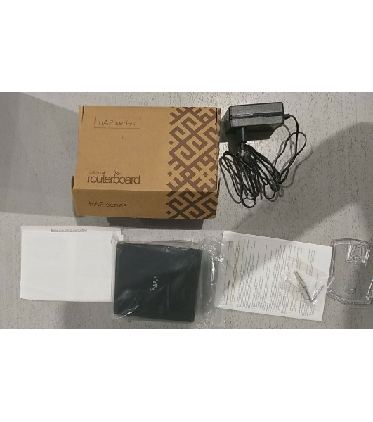 Маршрутизатор 10/100/1000M 5PORT RBD52G-5HACD2HND-TC MIKROTIK