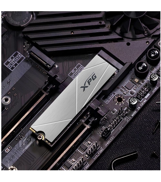 Накопитель SSD ADATA XPG GAMMIX S60, 512Gb, PCIe 4.0 x4, M.2 2280, NVMe, R/W 4700/1700, с радиатором