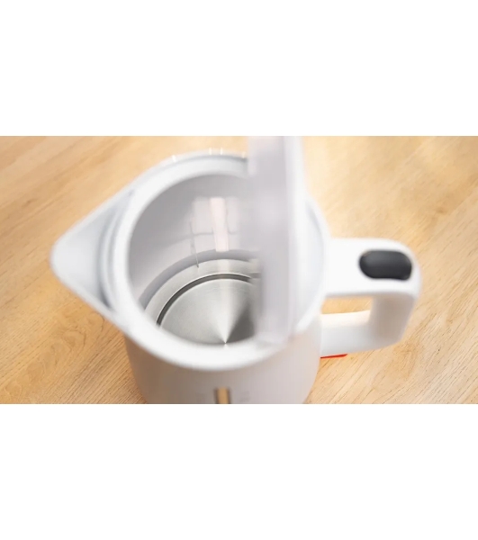 Электрочайник Bosch TWK3M121 белый, 1.7 л, 2400 Вт, скрытый нагревательный элемент