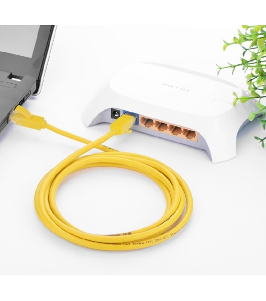 Патч-корд Greenconnect UTP прямой ethernet 0.5m cat.5е, RJ45, литой (Желтый) (GCR-LNC02-0.5m)