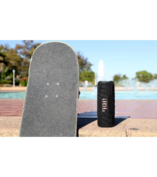 Портативная акустика JBL Flip 6, черный