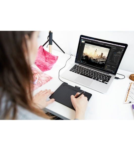 Графический планшет Wacom Intuos S Bluetooth CTL-4100WLK-N Bluetooth/USB черный