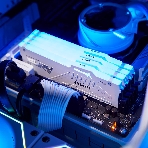 Оперативная память Kingston Fury Beast, DDR5, 32Gb (1x32GB), 5600MHz, CL36, DIMM, радиатор, RGB, белый, фото4