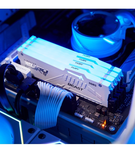 Оперативная память Kingston Fury Beast, DDR5, 32Gb (1x32GB), 5600MHz, CL36, DIMM, радиатор, RGB, белый
