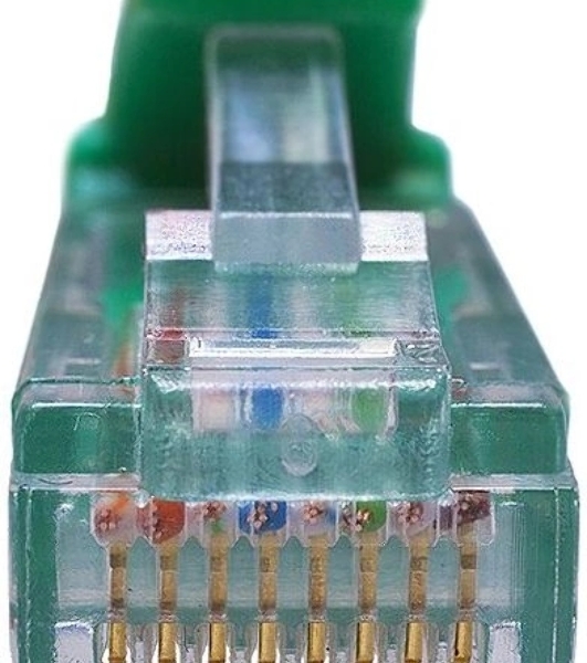 Патч-корд Suprlan 10-0157 UTP RJ-45 вил.-вилка RJ-45 cat.5e 1м зеленый LSZH 24AWG