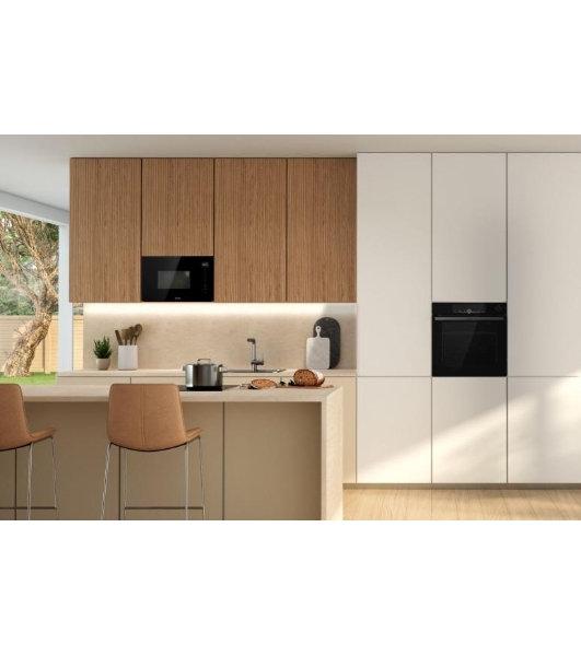 Встраиваемая микроволновая печь Gorenje BM201SG3BG, 20 л, 5 уровней мощности, 8 автопрограмм, сенсорное управление, дисплей, гриль, поворотный стол, AquaClean, автоменю черный