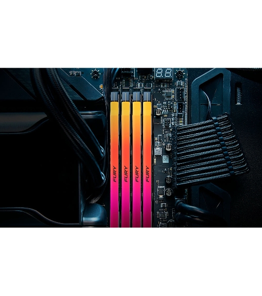 Оперативная память Kingston Fury Renegade, DDR5, 32Gb (1x32Gb), 6400MHz, CL32, DIMM, радиатор, RGB, серебристый/черный