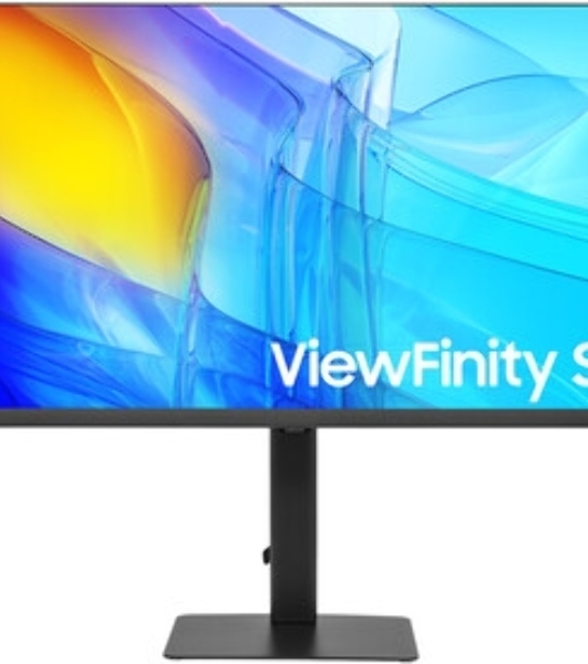 Монитор Samsung S27D800EAIXCI 27' IPS 3840x2160, 60 Гц, 5 мс, 16:9, 350 кд/м2, 1xHDMI, 1xDP, 3xUSB, черный
