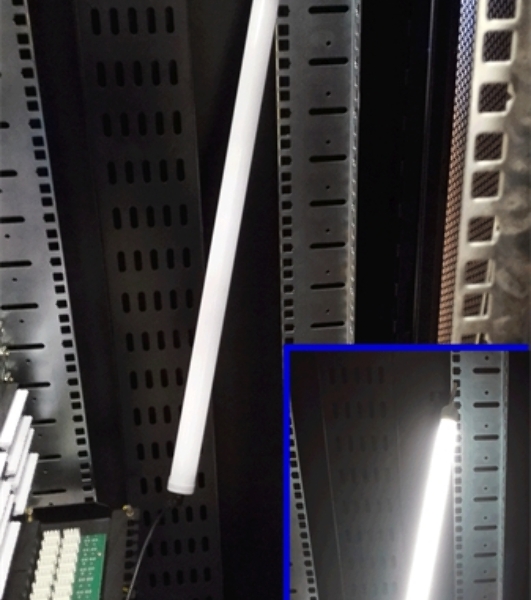 Светильник 19' светодиодный (LED), на магните, 4W, шнур 3 м