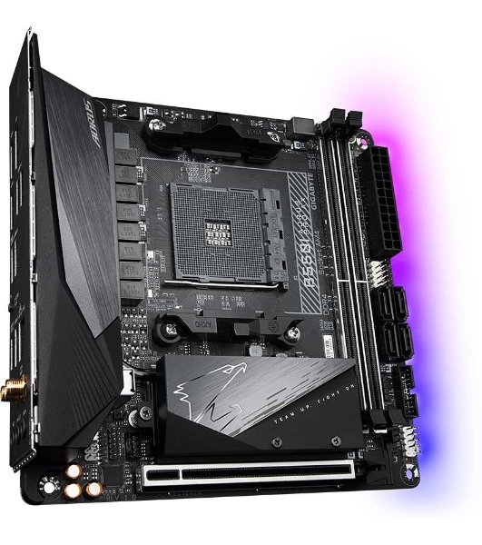 Материнская плата Gigabyte B550I AORUS PRO AX, AM4, AMD B550, 2xDDR4, 4xSATA, 2xM.2, 1xPCIe 4.0 x16, 2xHDMI, 1xDP, 1x 2.5Gb LAN, 1xUSB-C 3.2 Gen 2, 4xUSB-A 3.2 Gen 1, 3x3.5 мм, 7.1, Mini-ITX
