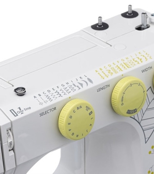 Швейная машина Janome EQ25